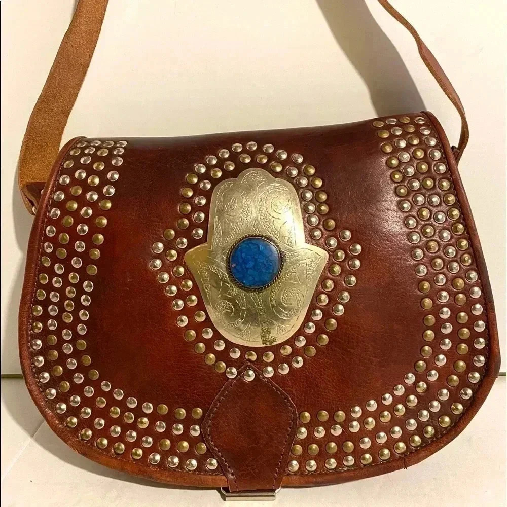 Handmade vintage studded  leather moroccan bag - Picture 12 of 12